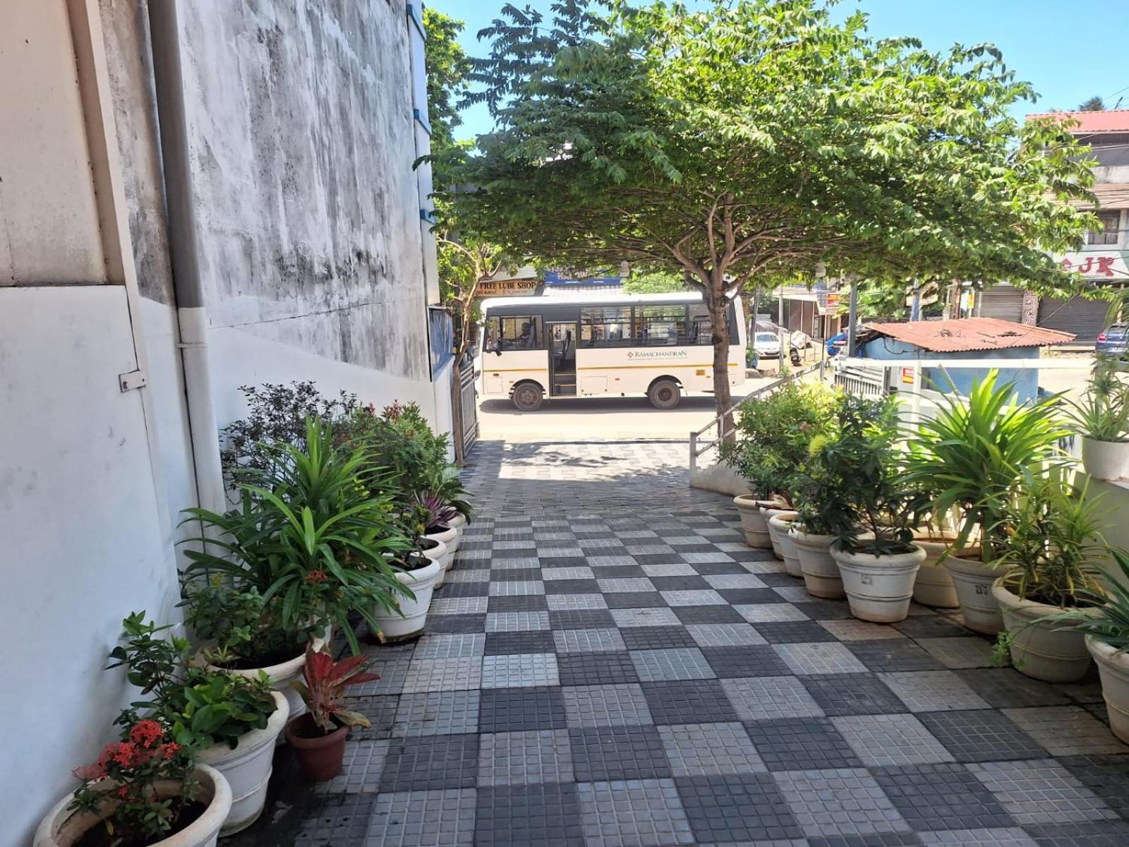 Hotel B R Regency Thiruvananthapuram Buitenkant foto